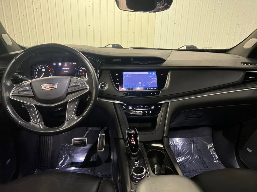 Certified 2023 Cadillac XT5 Sportv w/ Technology Package image 17