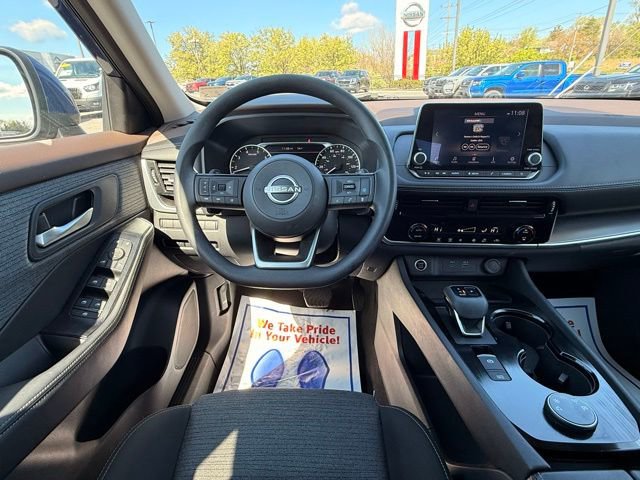 Certified 2023 Nissan Rogue SV image 22