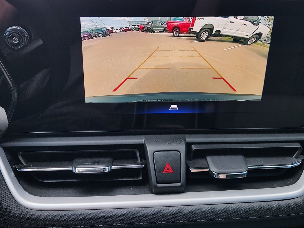 Used 2025 Chevrolet TrailBlazer LS w/ LS Confidence Package FWD image 18