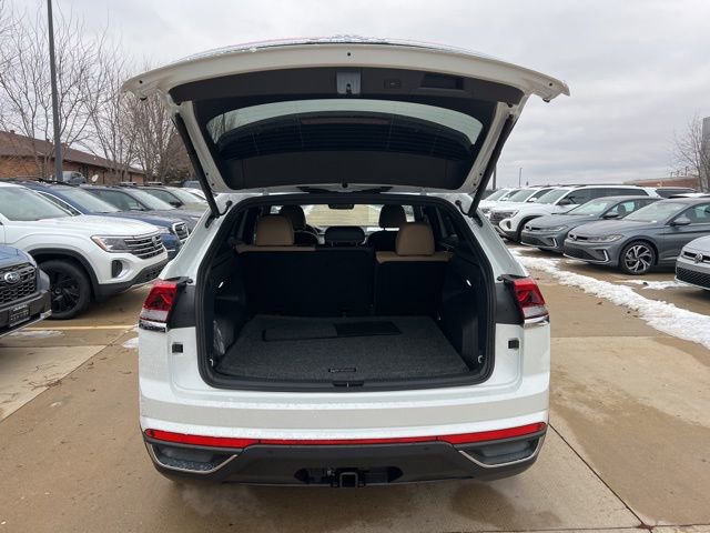 New 2026 Volkswagen Atlas Cross Sport SE image 9