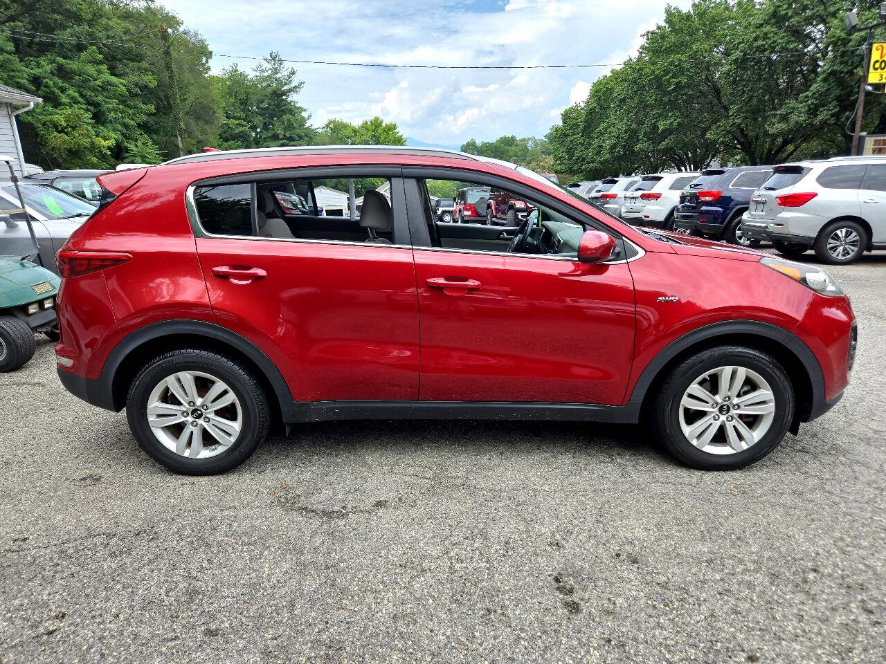 Used 2017 Kia Sportage LX w/ LX Popular Package image 6
