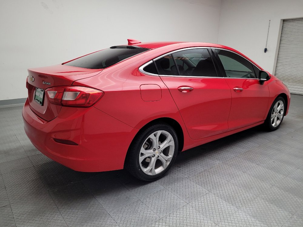 Used 2017 Chevrolet Cruze Premier image 9
