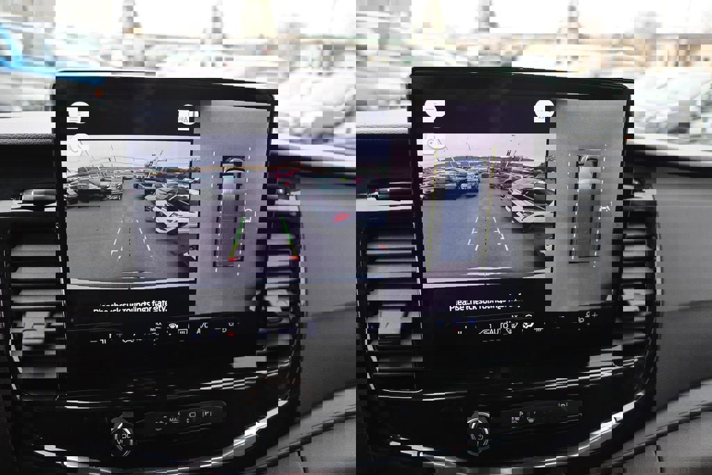 Used 2023 Ford Transit 350 XLT image 19