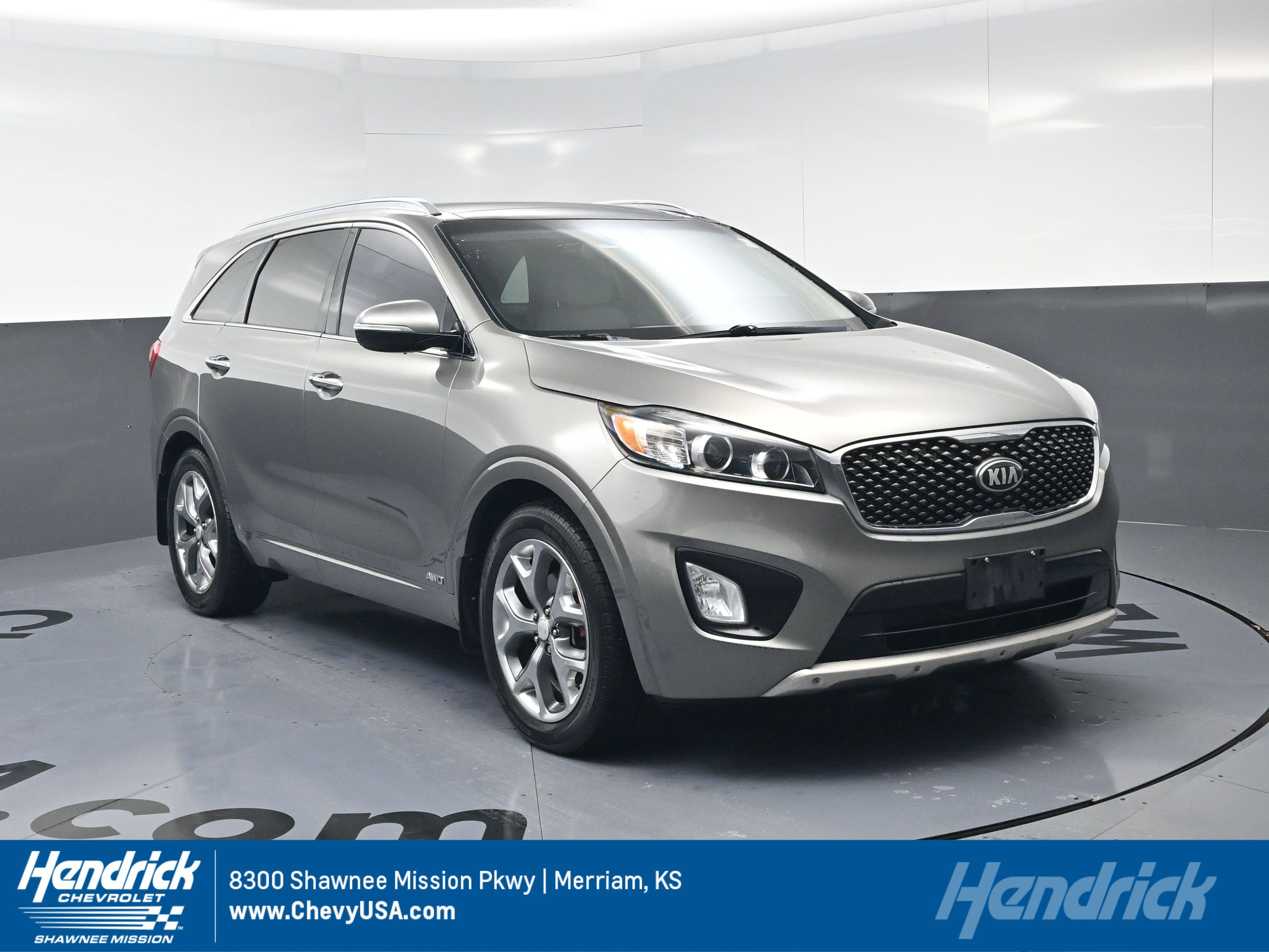 Used 2016 Kia Sorento SX image 1