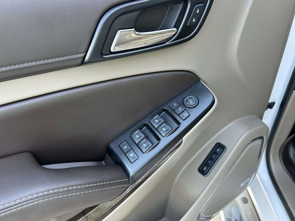 Used 2016 Chevrolet Suburban LT w/ LT Signature Package image 20