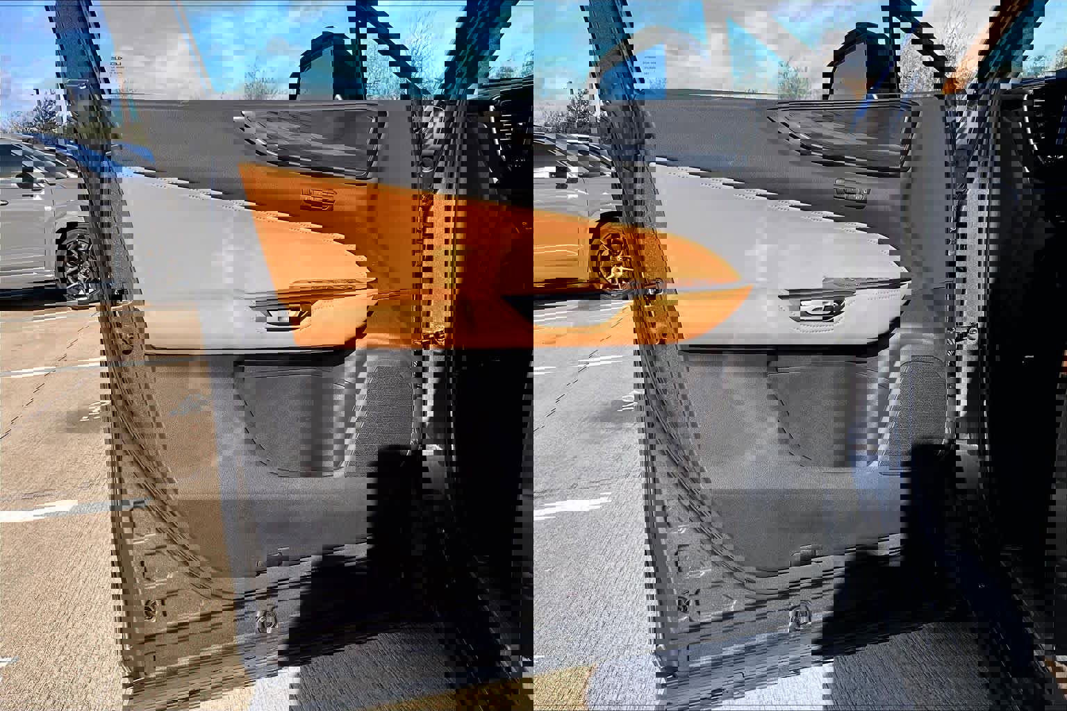 Certified 2025 Lexus NX 250 FWD w/ Premium Package image 21