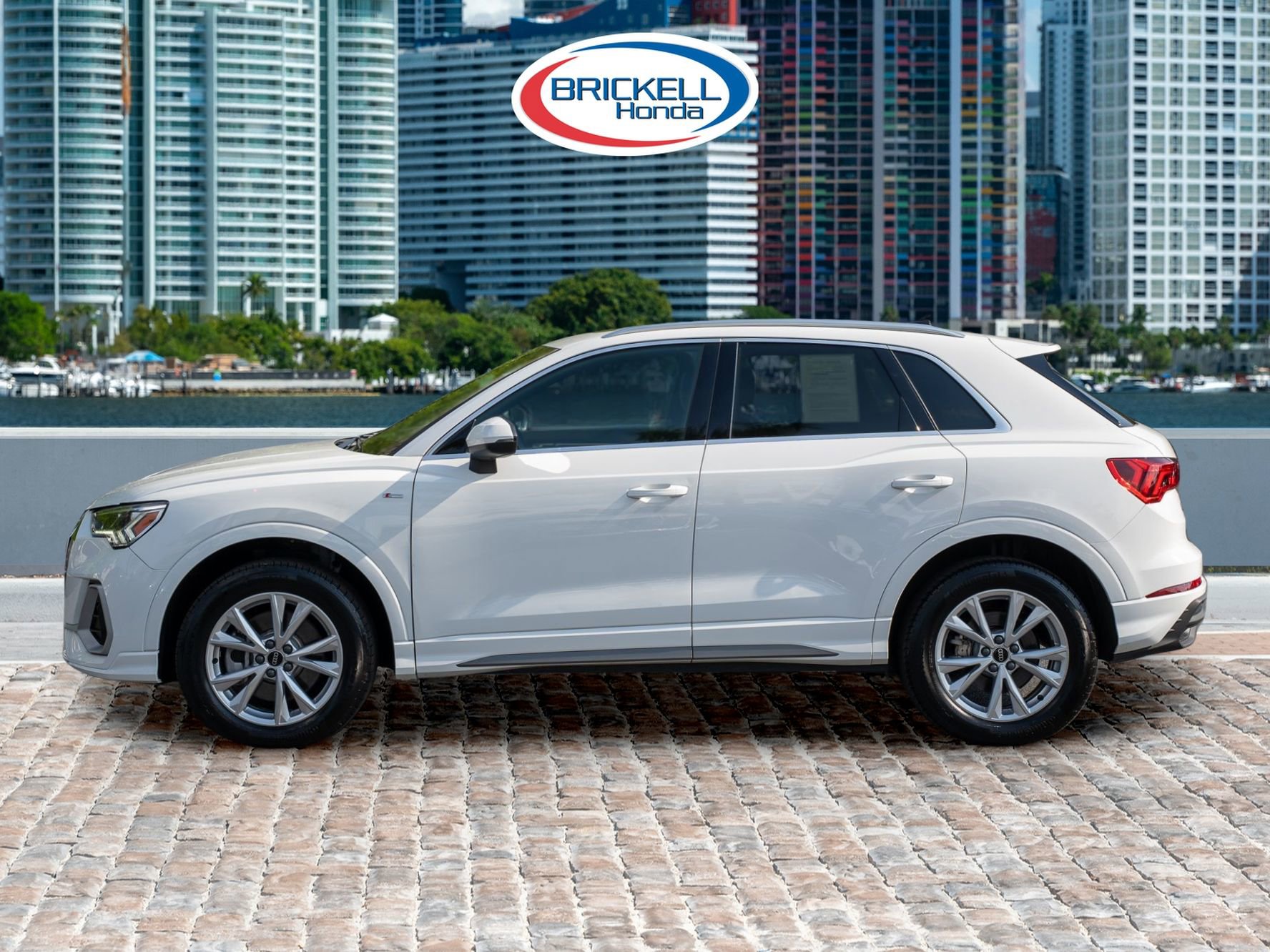 Used 2025 Audi Q3 2.0T Premium image 8