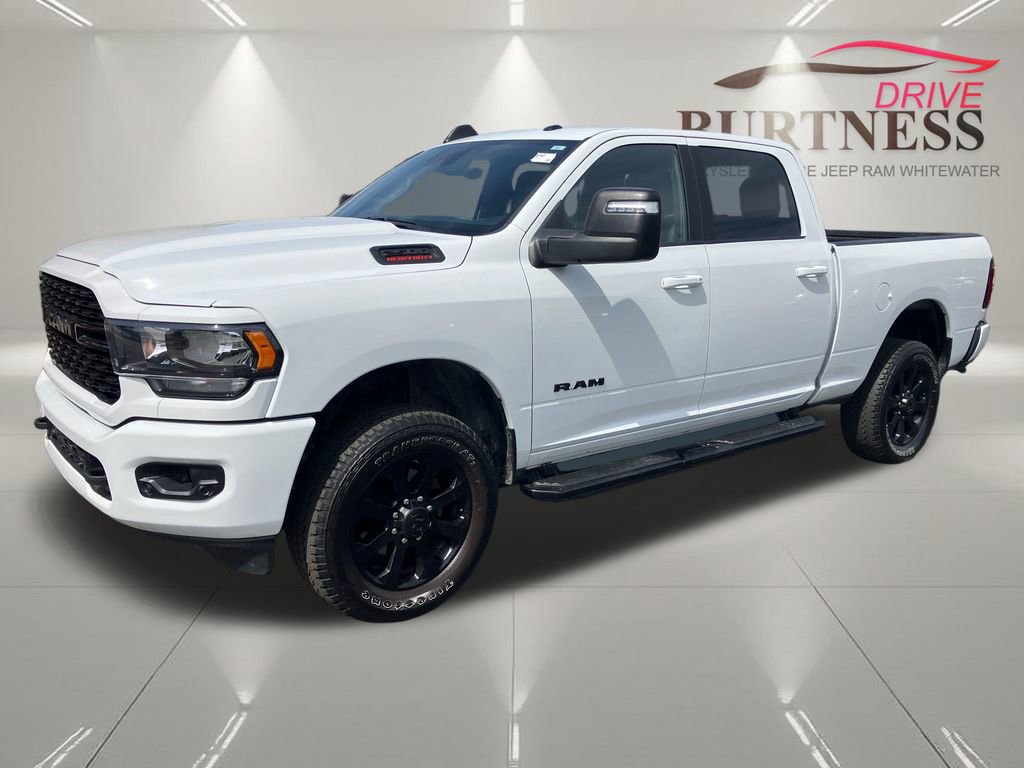 Used 2024 RAM 2500 Big Horn w/ Night Edition AWD/4WD image 4