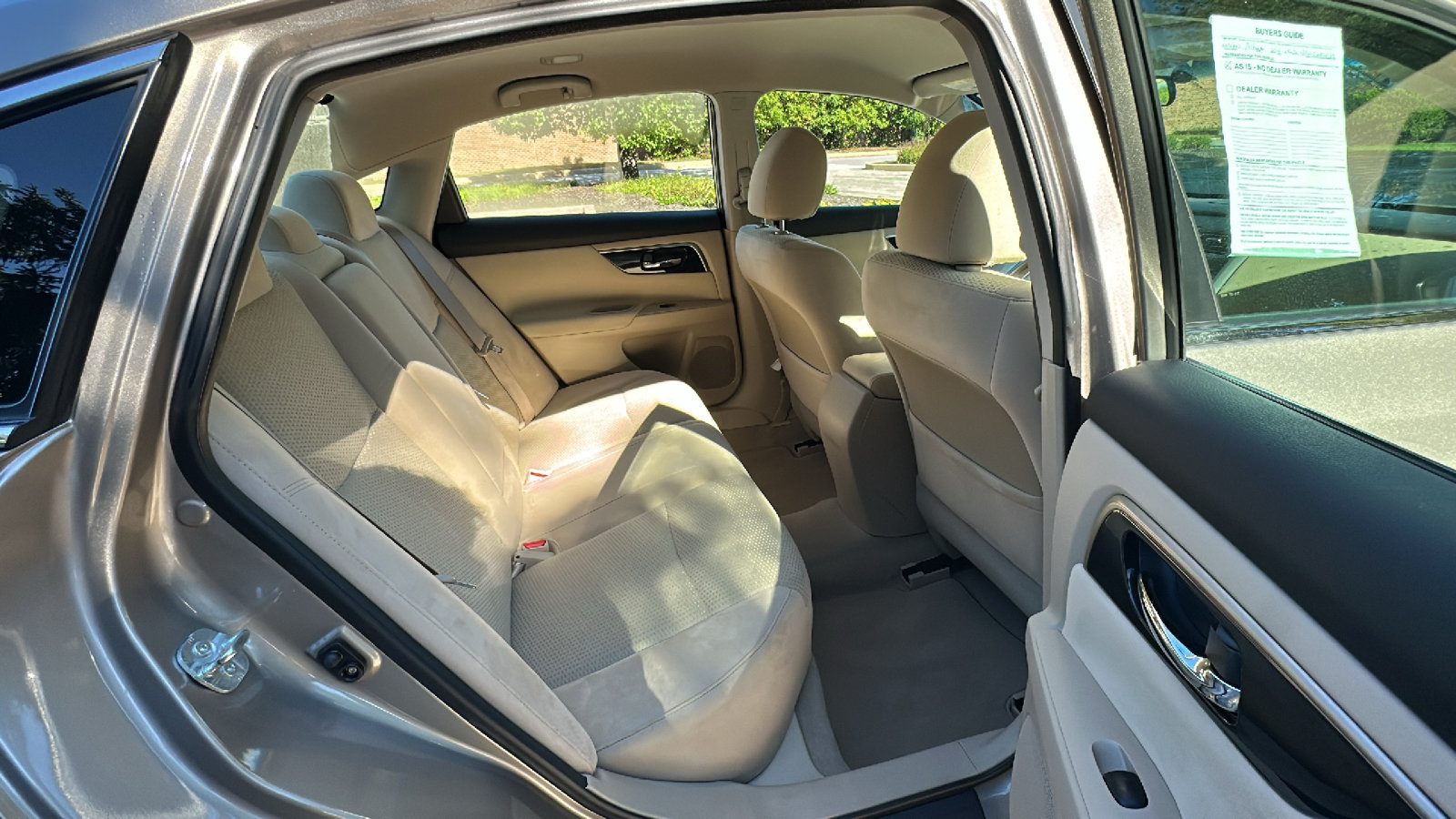 Used 2014 Nissan Altima 2.5 S w/ Display Audio Package FWD image 25