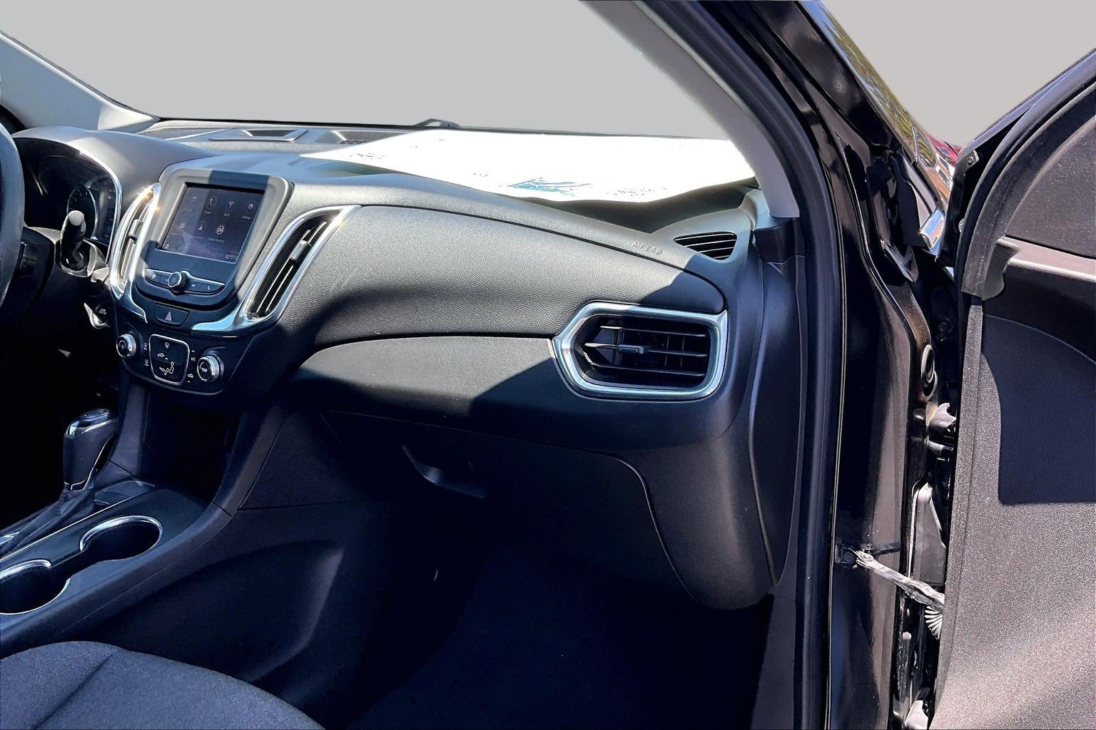 Used 2020 Chevrolet Equinox LT FWD image 15