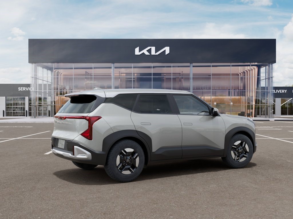 New 2027 Kia Seltos LX FWD image 7