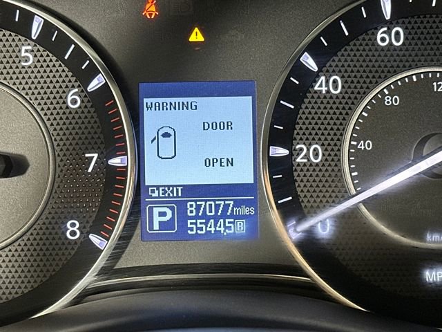 Used 2020 Nissan Armada Platinum w/ Captain's Chairs Package image 18