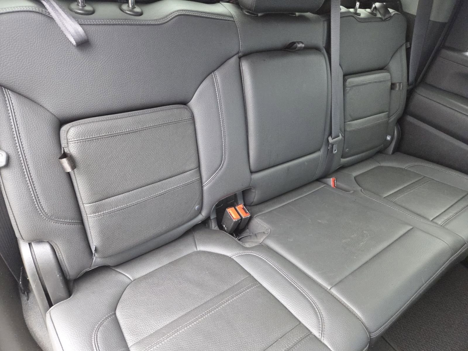 Used 2021 GMC Sierra 2500 Denali w/ Denali Ultimate Package image 23