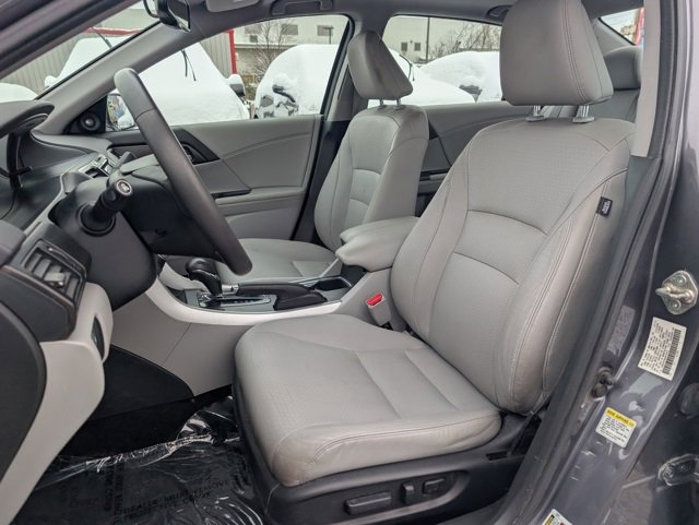Used 2013 Honda Accord Touring image 7