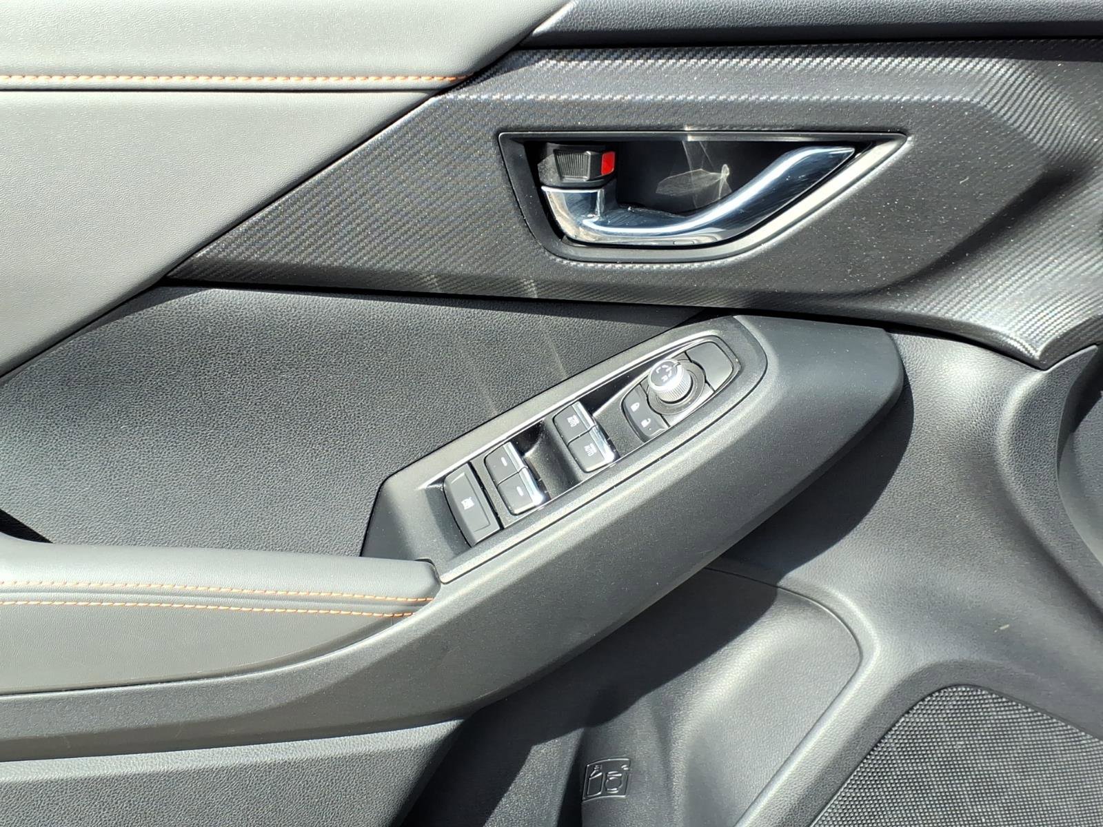 Certified 2025 Subaru Crosstrek 2.5i Limited w/ Popular Package #4A image 6