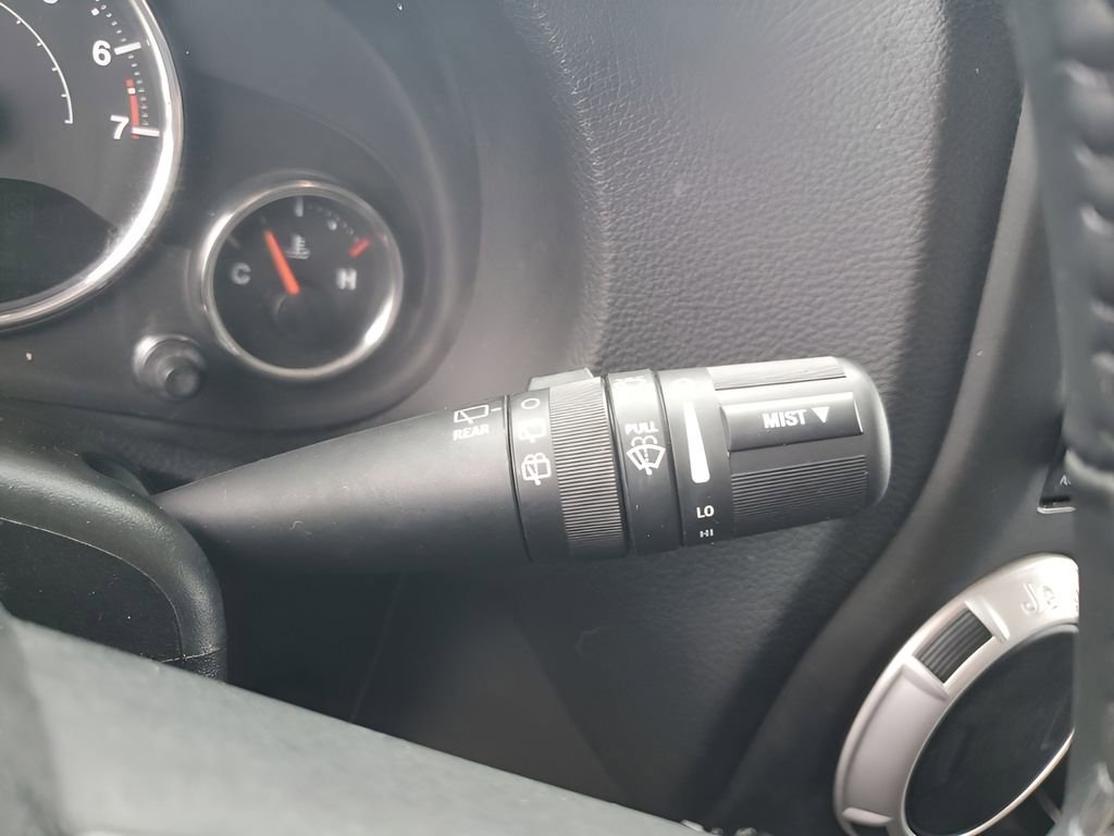 Used 2014 Jeep Wrangler Unlimited Sahara w/ Connectivity Group image 35