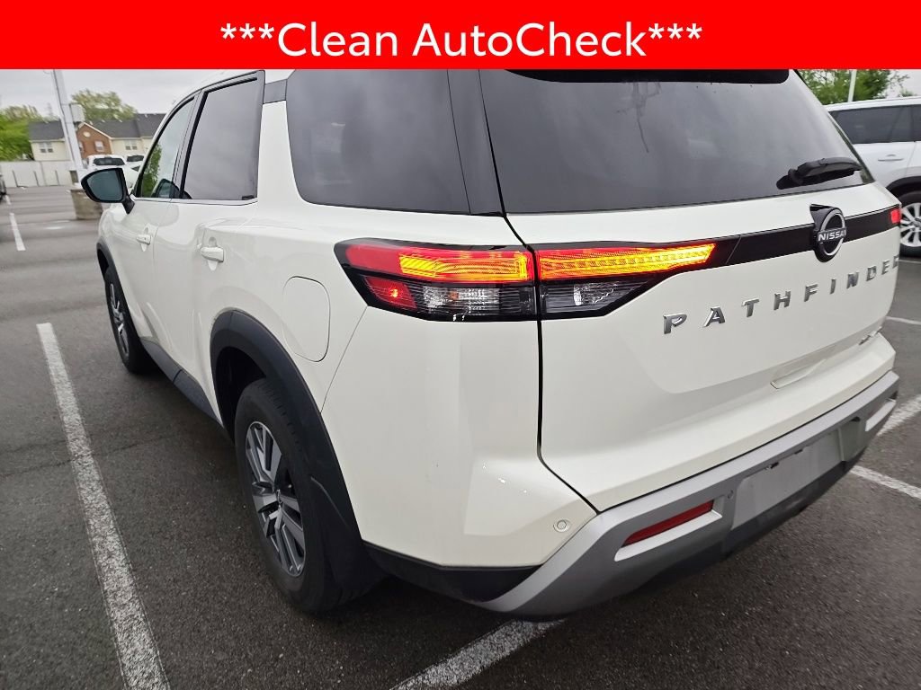 Used 2024 Nissan Pathfinder SL w/ Cargo Package AWD/4WD image 4