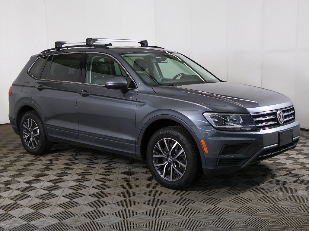 Used 2019 Volkswagen Tiguan SE w/ Panoramic Sunroof Package image 42