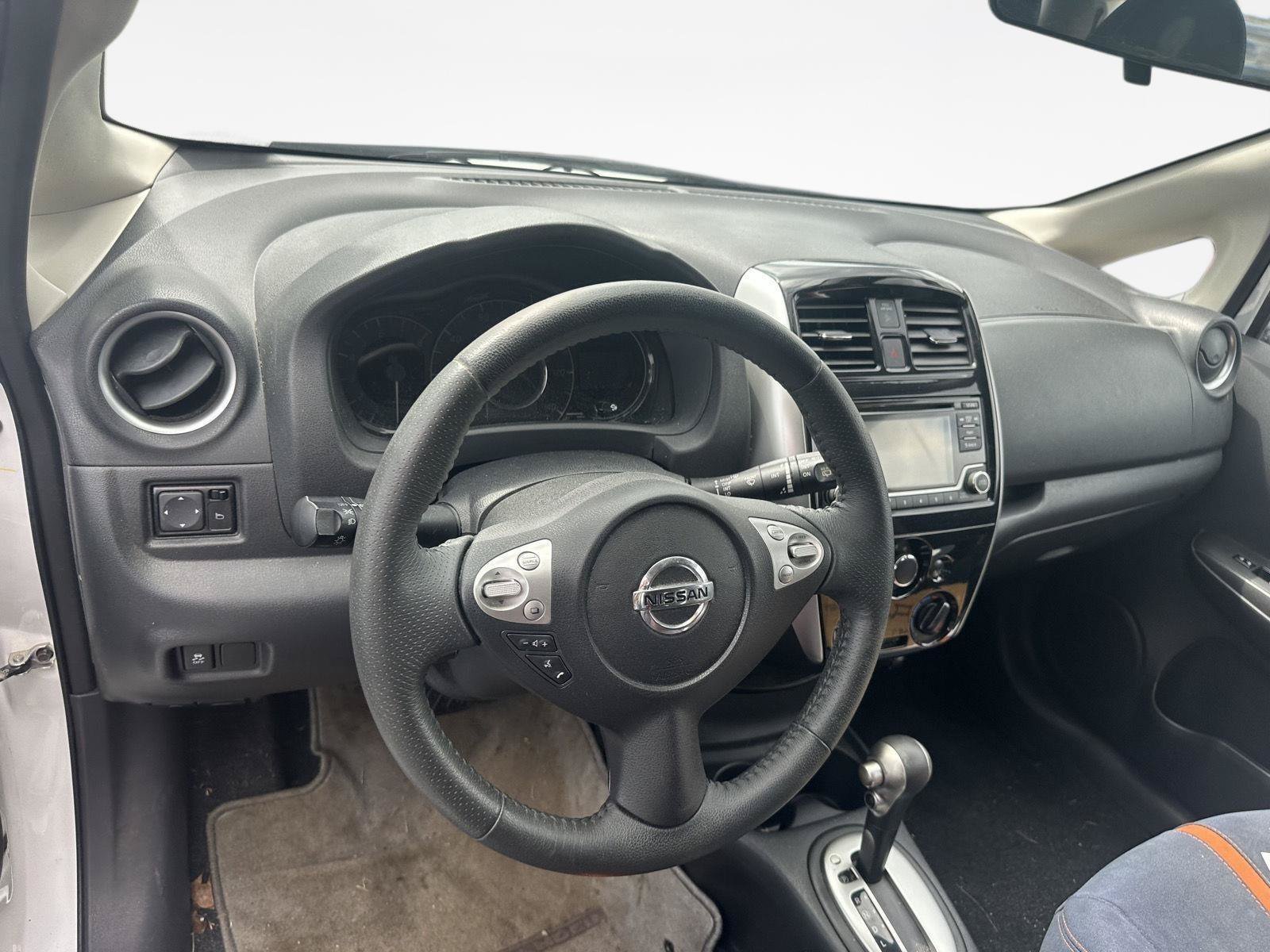 Used 2016 Nissan Versa Note SR FWD image 10