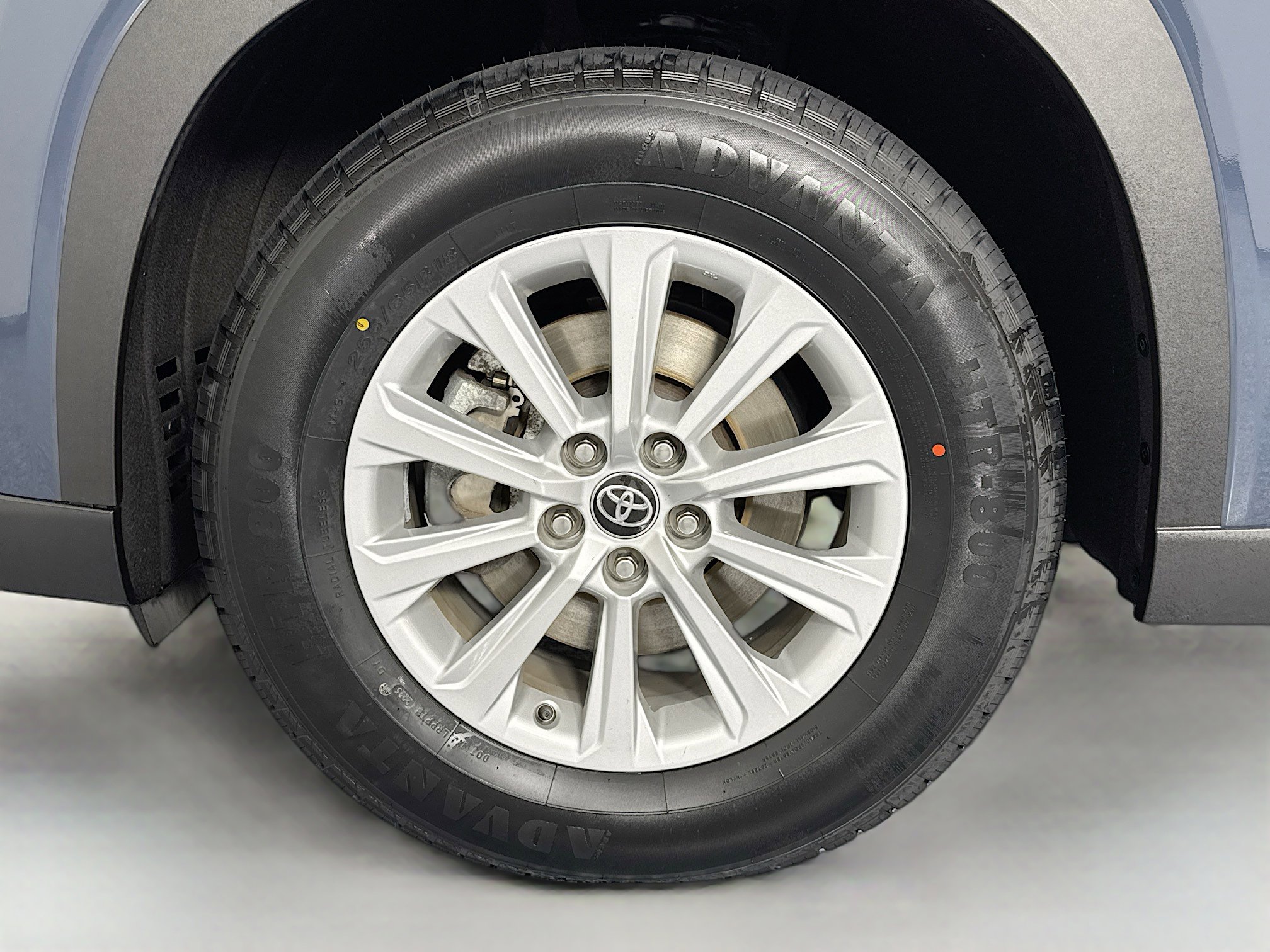 Used 2024 Toyota Grand Highlander XLE image 32