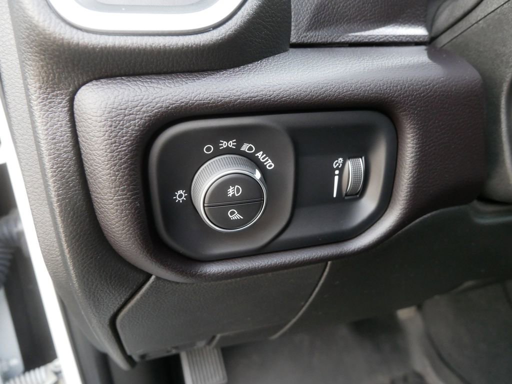 Used 2023 RAM 2500 Big Horn w/ Level 1 Equipment Group image 17