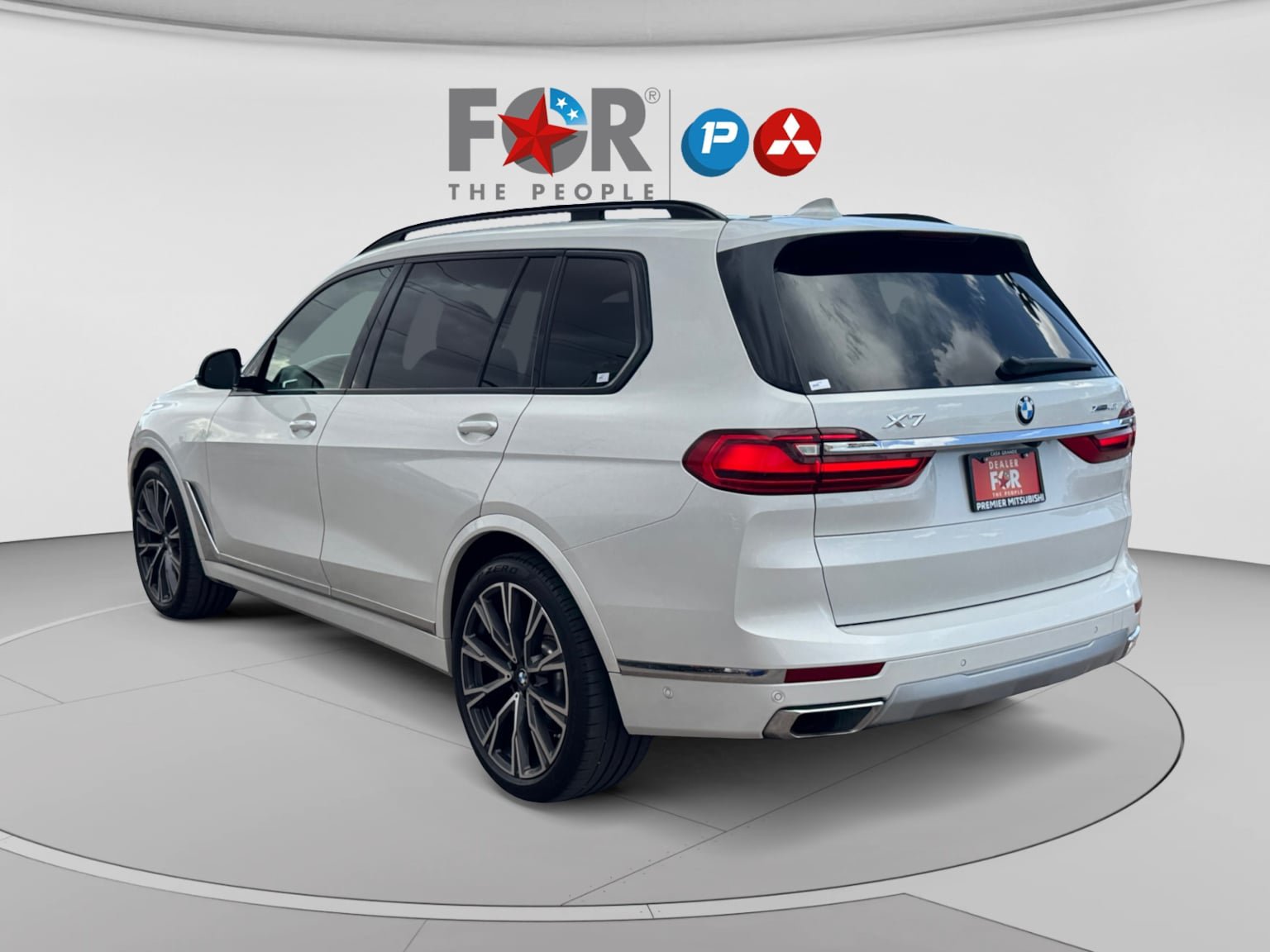Used 2022 BMW X7 xDrive40i w/ Premium Package AWD/4WD image 3