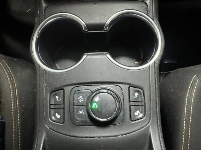 Used 2021 GMC Terrain SLE w/ Driver Convenience Package FWD image 10