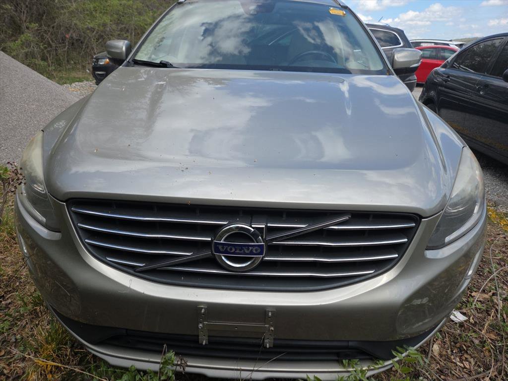 Used 2016 Volvo XC60 T5 Premier w/ Protection Package image 2