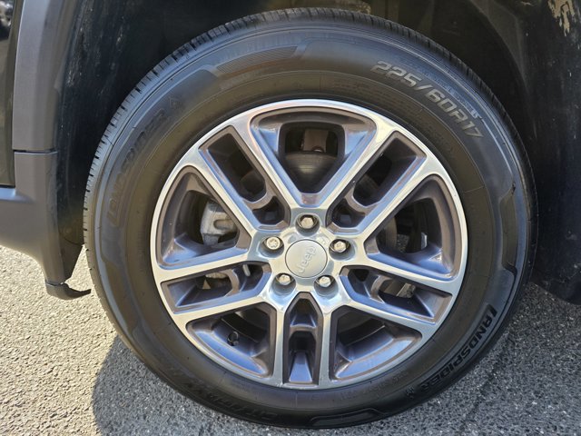 Used 2020 Jeep Compass Latitude image 4