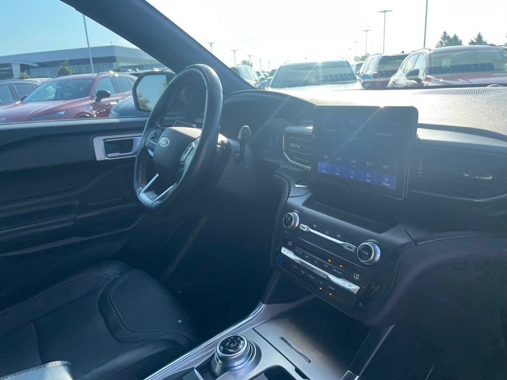 Used 2020 Ford Explorer ST AWD/4WD image 30