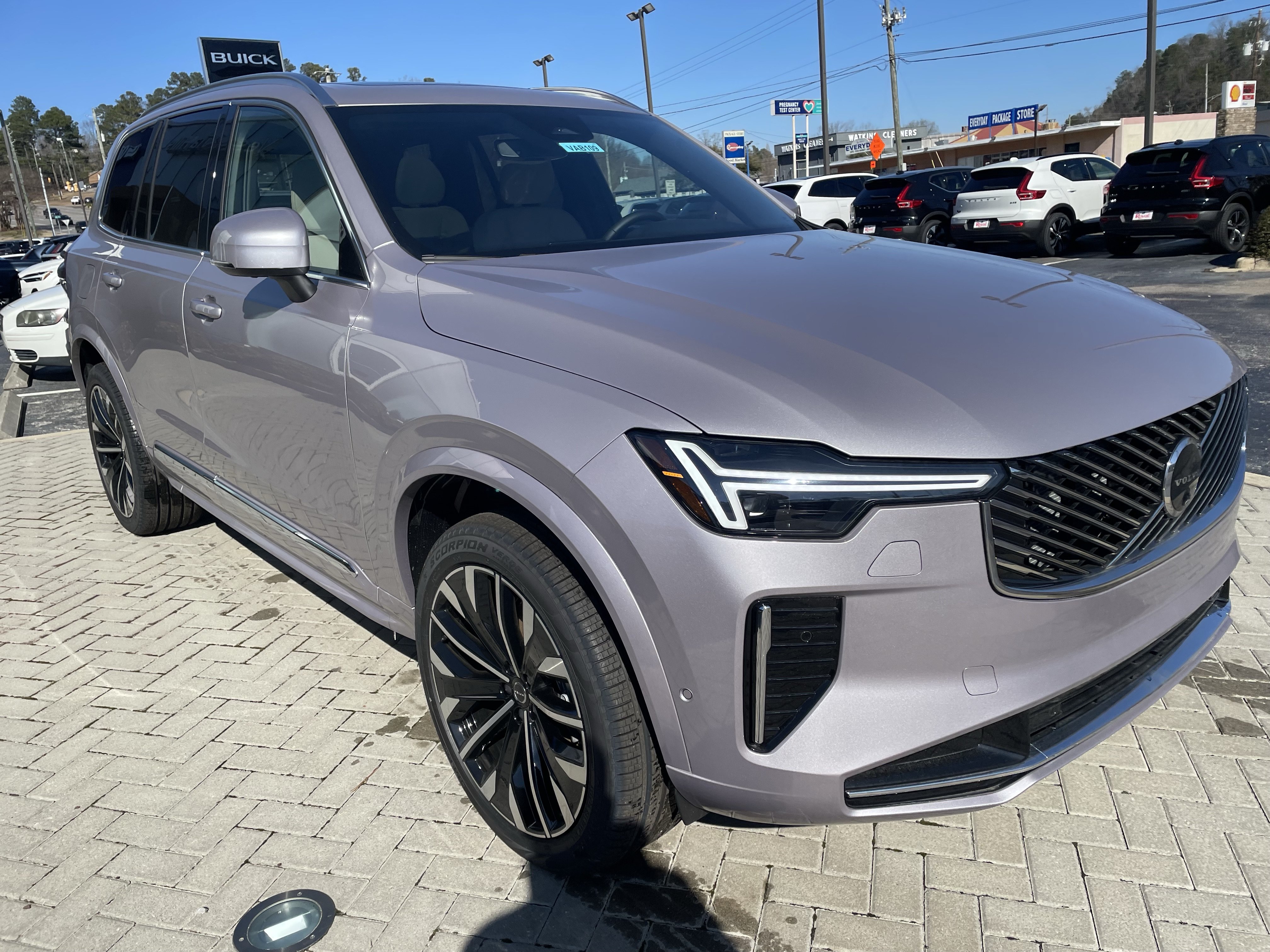 New 2026 Volvo XC90 T8 Plus w/ Protection Package Premier AWD/4WD image 21