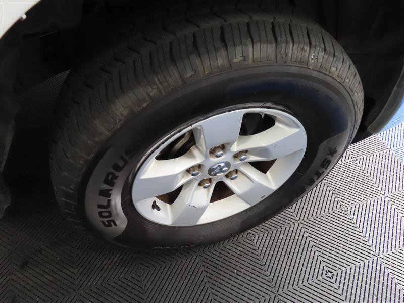 Used 2024 RAM 1500 Classic SLT AWD/4WD image 9