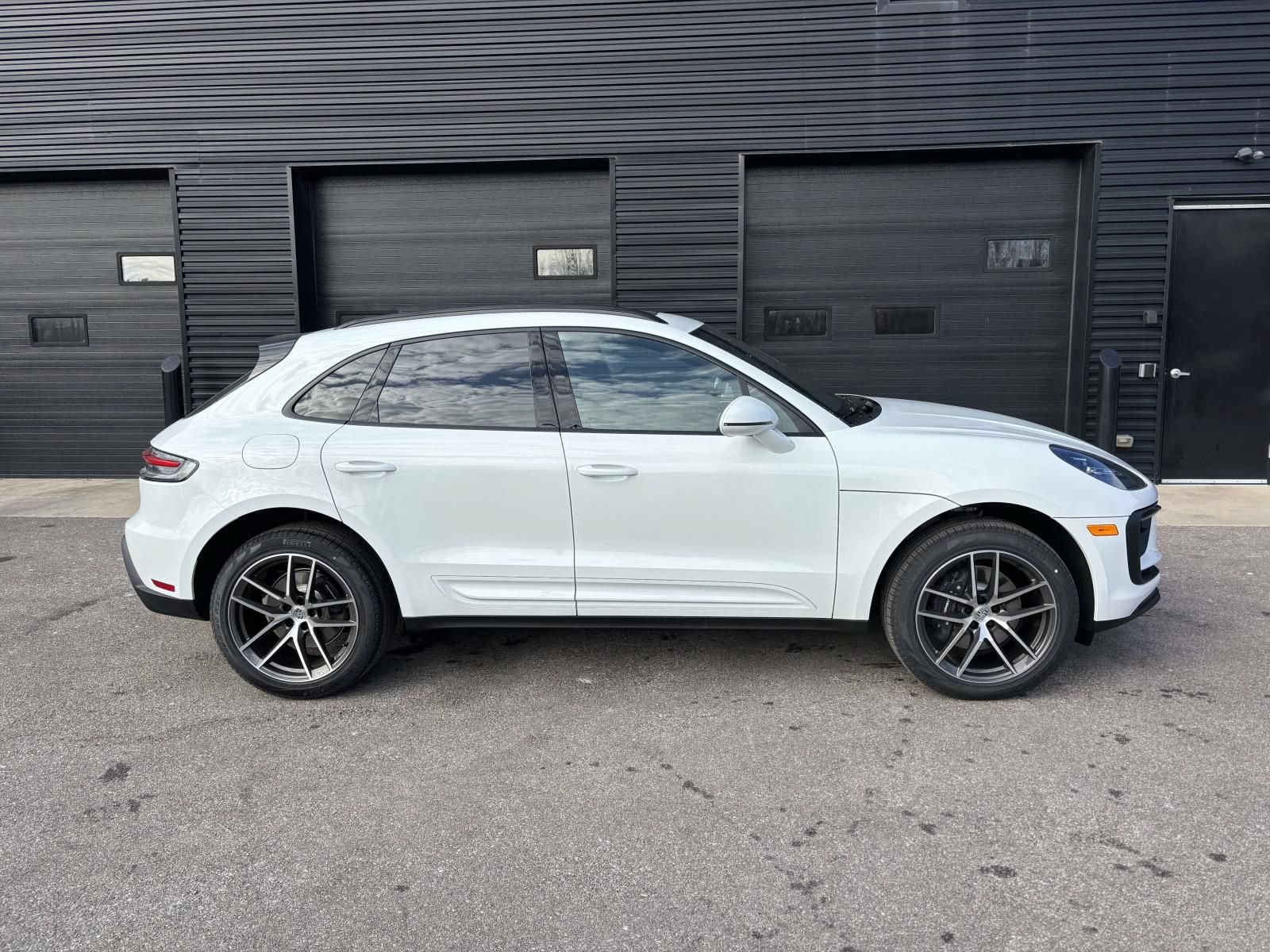New 2026 Porsche Macan AWD/4WD image 11