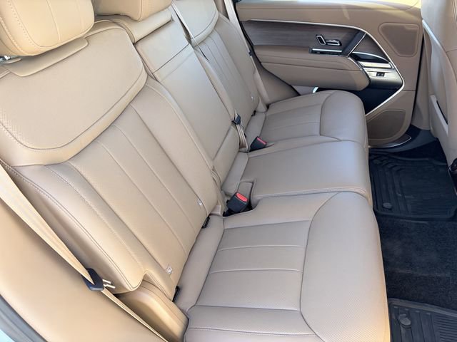 New 2026 Land Rover Range Rover SE image 12