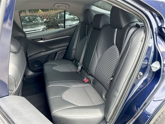Used 2022 Toyota Camry SE image 22
