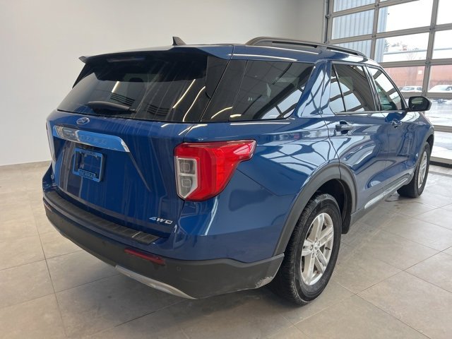 Used 2023 Ford Explorer XLT w/ Equipment Group 202A image 5