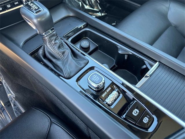Used 2019 Volvo S60 T6 Momentum w/ Premium Package image 22