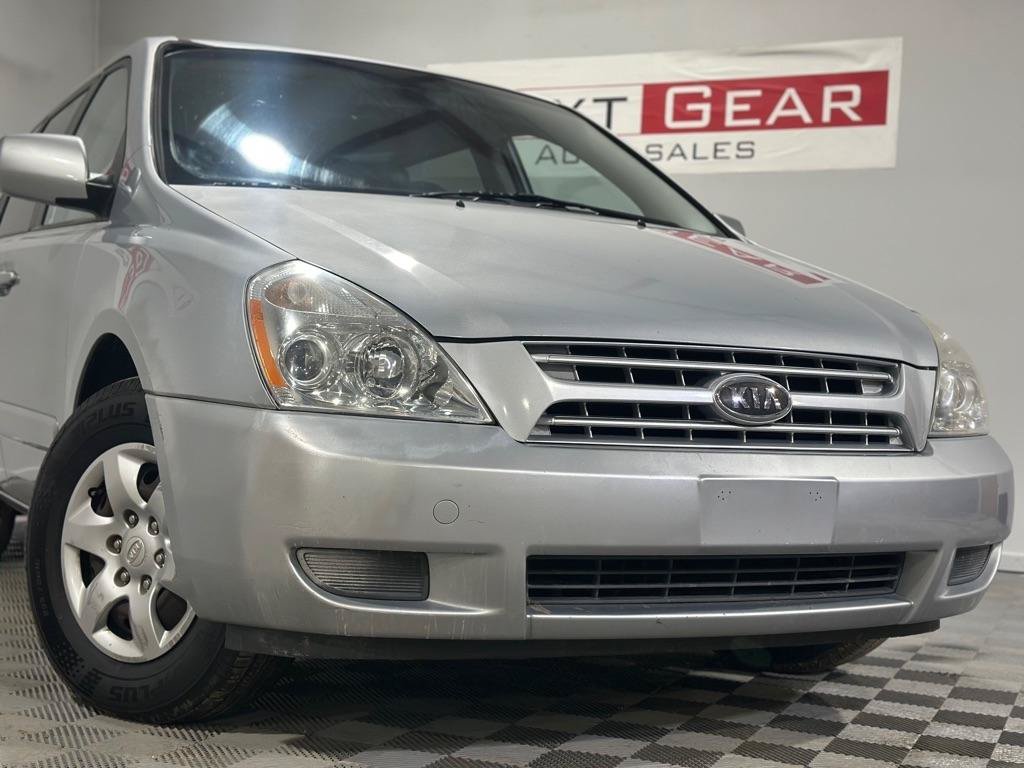 Used 2009 Kia Sedona FWD image 3