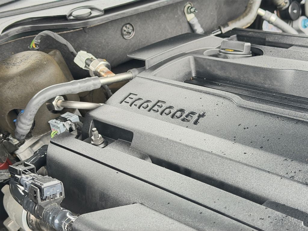 Used 2016 Ford Mustang Premium RWD image 30