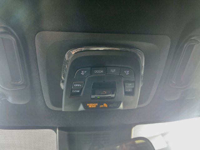 Used 2024 Toyota Corolla SE w/ SE Premium Package FWD image 20