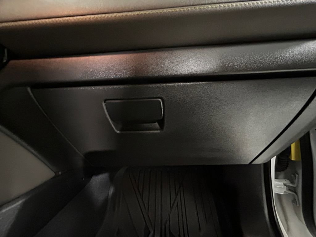 Used 2024 Chevrolet Colorado ZR2 w/ ZR2 Convenience Package III image 24