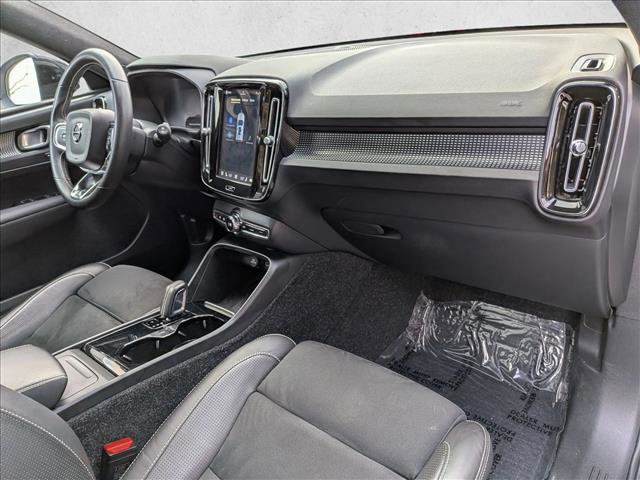 Certified 2021 Volvo XC40 P8 Recharge image 23