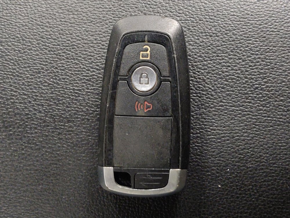 Used 2019 Ford Explorer XLT FWD image 32
