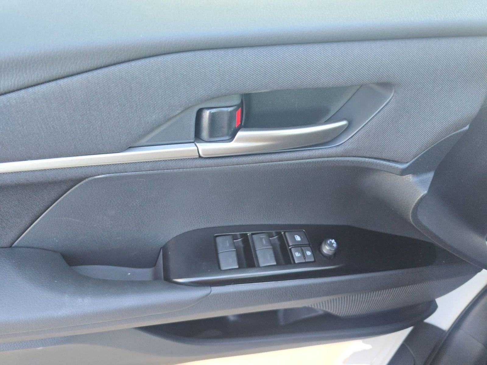 Used 2026 Toyota Camry LE w/ Convenience Package FWD image 21