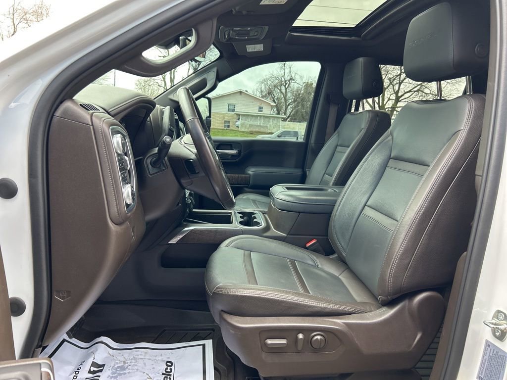 Used 2022 GMC Sierra 3500 Denali w/ Denali Ultimate Package image 22