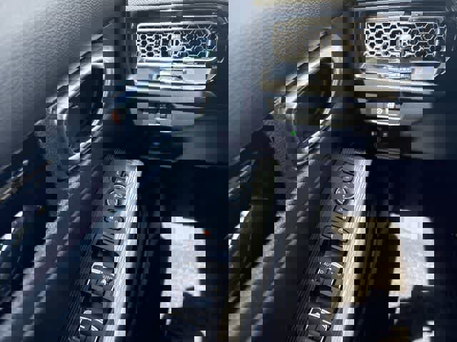 Used 2023 Honda Civic Touring image 19