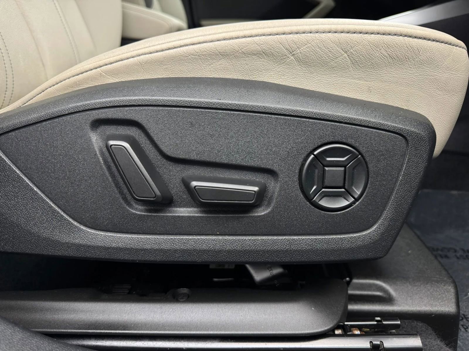 Used 2022 Audi A3 2.0T Premium image 35