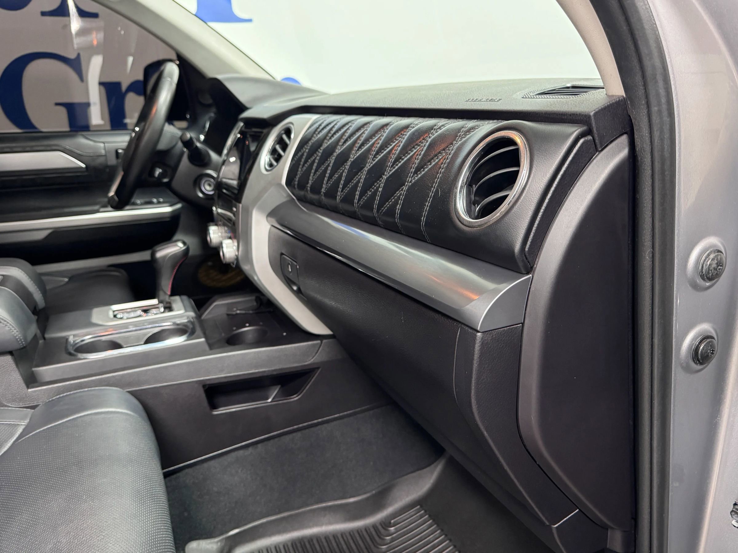 Used 2014 Toyota Tundra Platinum image 14