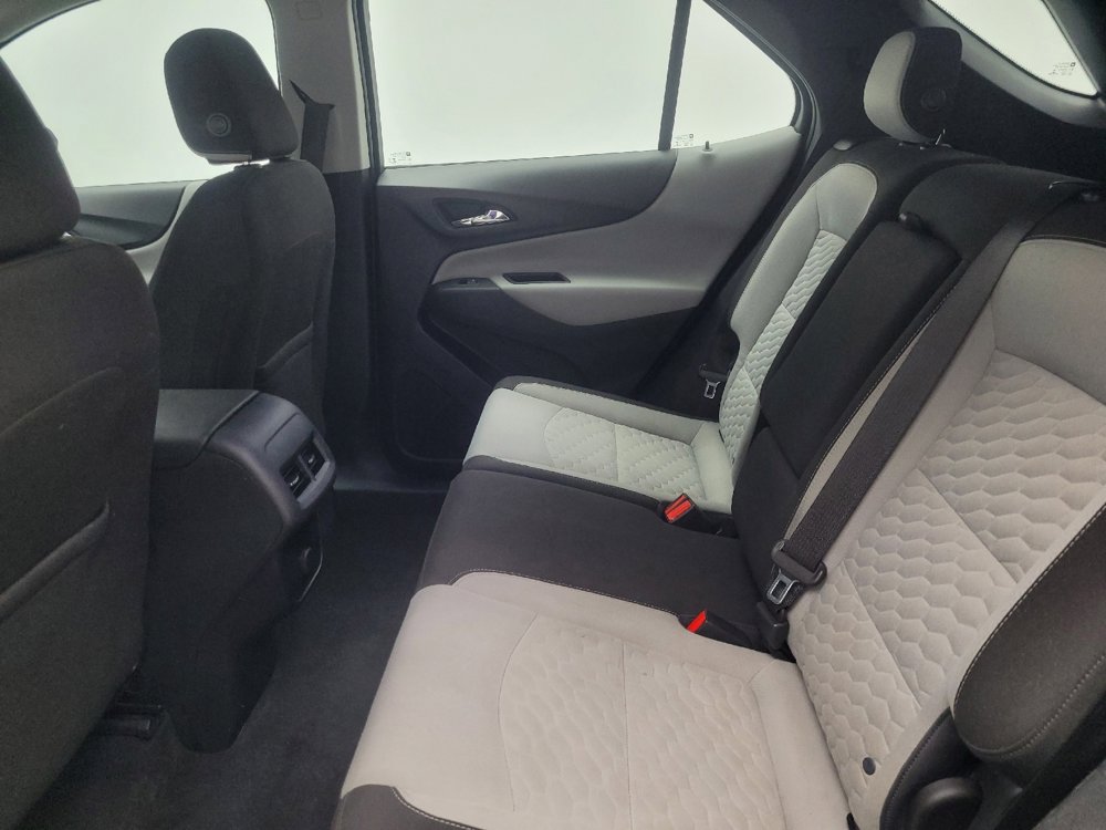 Used 2018 Chevrolet Equinox LS image 18