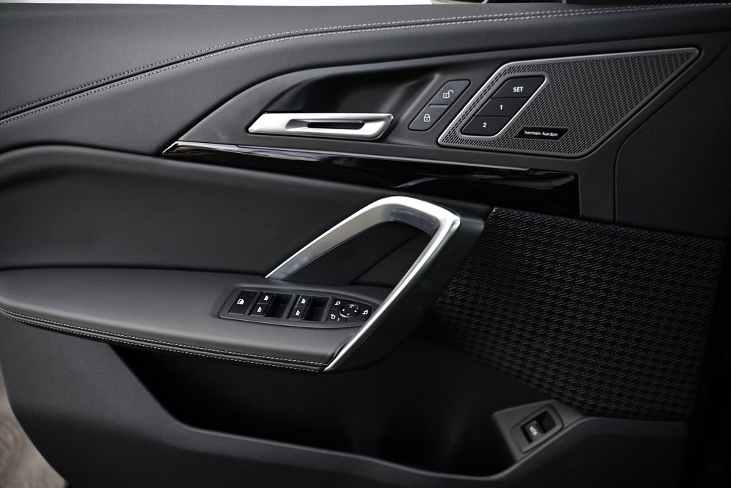 New 2026 BMW X1 xDrive28i w/ Technology Package image 14